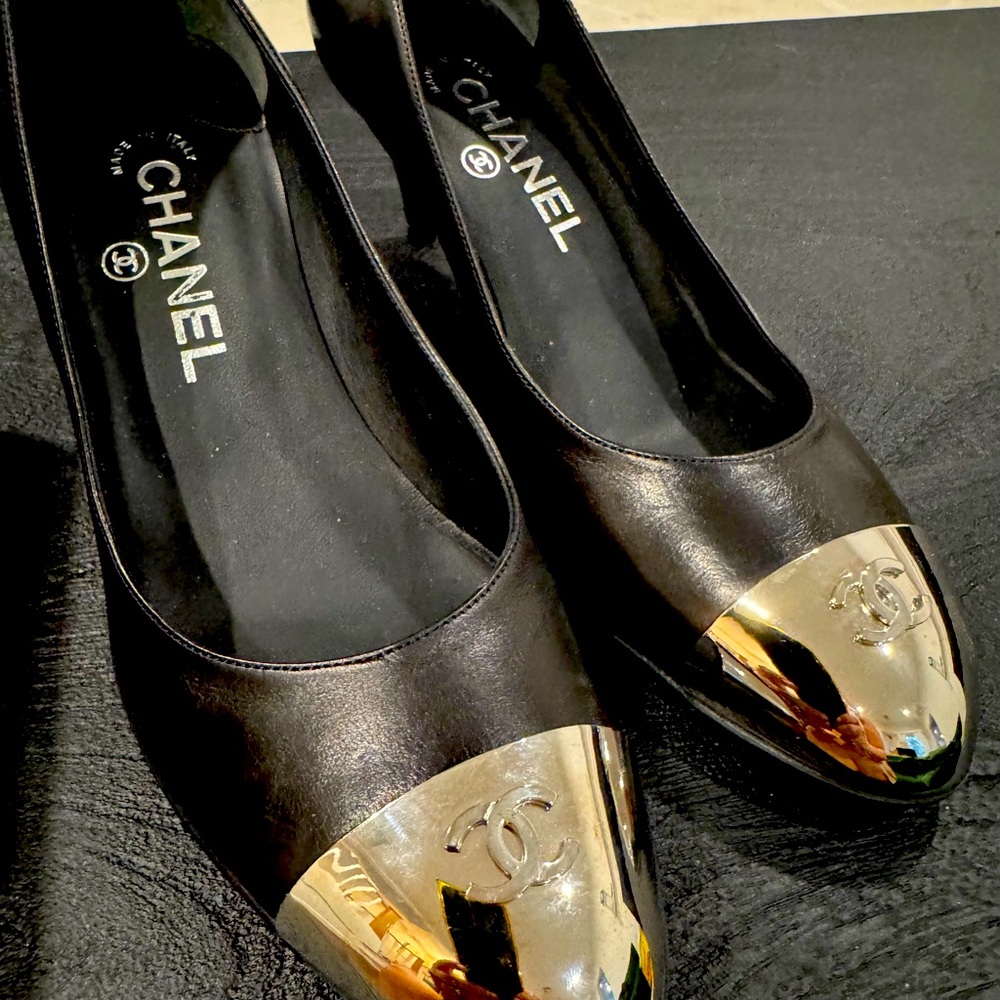Chanel steel toe pump, brand new in box 38